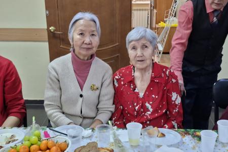 Пусть в душе будут любовь и весна! Якутские коммунисты поздравили своих соратниц с Международным женским днем