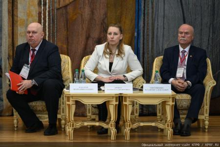 «Верой и правдой служить Русскому миру!». Г.А. Зюганов выступил на IV съезде Общероссийского движения «Русский лад»