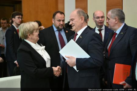 Г.А. Зюганов выступил в Госдуме на круглом столе по теме: «Законодательное регулирование и правоприменение в лесном комплексе Российской Федерации»