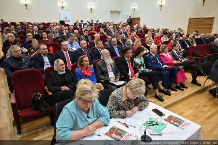 «Верой и правдой служить Русскому миру!». Г.А. Зюганов выступил на IV съезде Общероссийского движения «Русский лад»