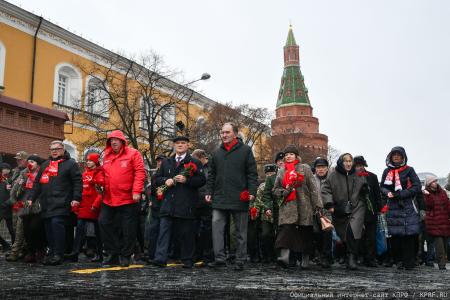 Г.А. Зюганов: По Ленинско-Сталинским заветам вперед – в будущее!