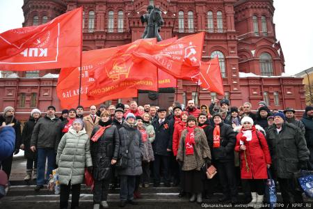 Г.А. Зюганов: По Ленинско-Сталинским заветам вперед – в будущее!