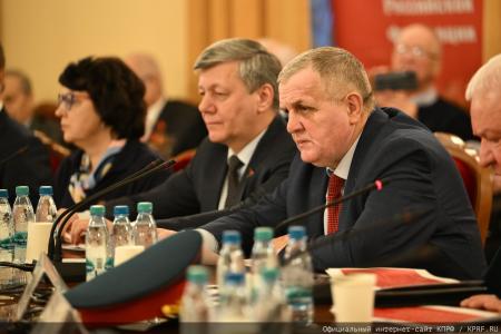 «Стратегия национальной безопасности – основа развития России». Круглый стол фракции КПРФ в Госдуме