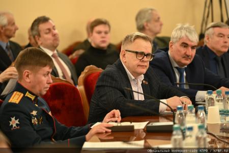 «Стратегия национальной безопасности – основа развития России». Круглый стол фракции КПРФ в Госдуме