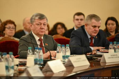 «Возродим Советскую Родину!». Брифинг Г.А. Зюганова 17 марта
