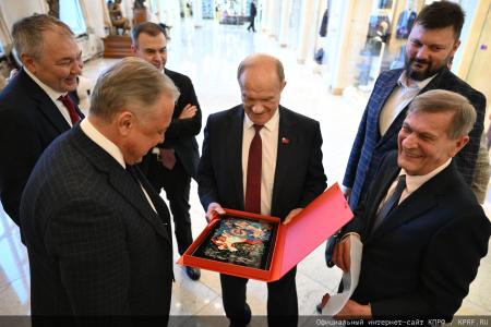 «Вместе мы – сила». Г.А. Зюганов встретился в Москве с Премьер- министром Вьетнама Фам Минь Тинем