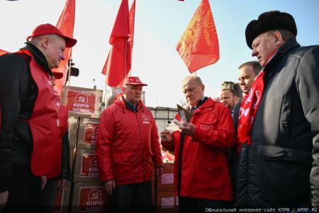 151-й гуманитарный конвой от КПРФ ушел на Донбасс и в приграничные области России