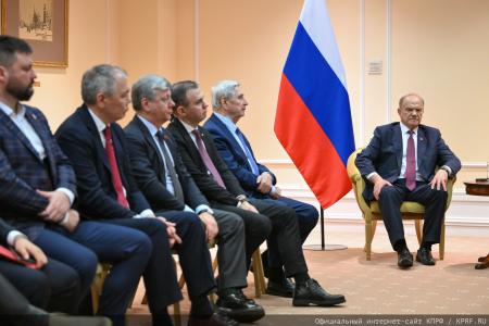 «Вместе мы – сила». Г.А. Зюганов встретился в Москве с Премьер- министром Вьетнама Фам Минь Тинем