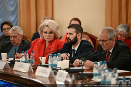 Г.А. Зюганов: «Сплотить усилия во имя новой Победы!»