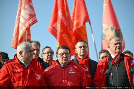 151-й гуманитарный конвой от КПРФ ушел на Донбасс и в приграничные области России