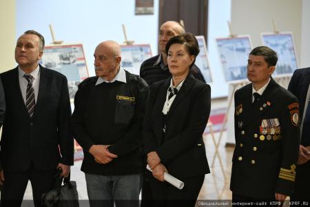 Светлана Савицкая и Николай Коломейцев выступили на открывшейся в Госдуме выставке, посвященной 105-летию организации подводных и водолазных работ в России