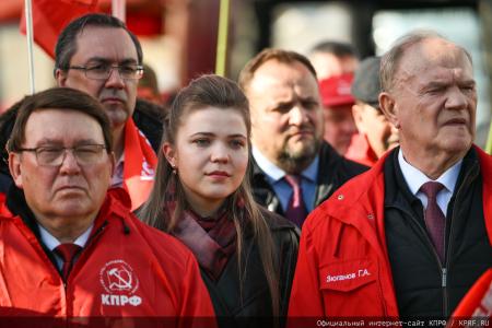 151-й гуманитарный конвой от КПРФ ушел на Донбасс и в приграничные области России