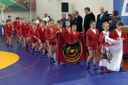 Архангельская область. В Вельске при поддержке КПРФ прошел турнир по самбо памяти Дмитрия Чернакова