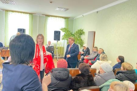 Н.Н. Иванов принял участие в праздничном концерте в Фатежскм районе