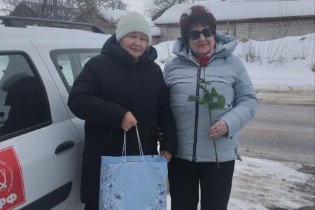 Рязанские коммунисты поздравили женщин-общественниц и своих боевых соратниц с Международным женским Днём