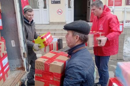 Очередная партия гуманитарного груза отправлена смоленскими коммунистами в зону СВО