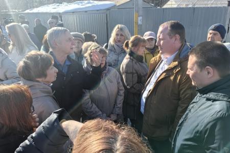 Лидер ивановских коммунистов Александр Бойков принял участие в народном сходе в Рабочем поселке