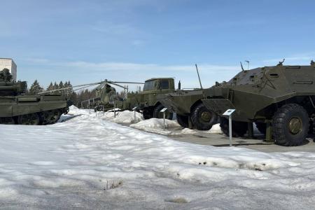 Сенатор Российской Федерации Айрат Гибатдинов в ходе рабочей поездки посетил Ульяновское гвардейское суворовское военное училище