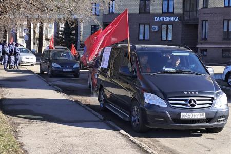 «Красные крылья Победы» на улицах Пскова