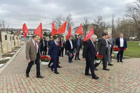 Делегация ЦК КПРФ во главе с К.К. Тайсаевым работает на Северном Кавказе