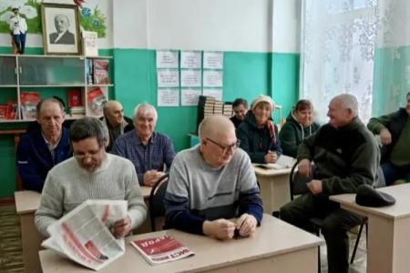 Ольга Алимова побывала на отчётно-выборном собрании в Новобурасском райкоме КПРФ