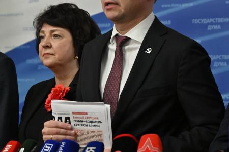 Брифинг депутатов фракции КПРФ в Госдуме (19.03.2026)