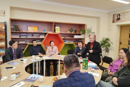 Секретари Якутского рескома КПРФ провели встречи с коллективом Сунтарской школы № 1 по случаю 125-летия большевика И.А. Колесникова