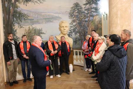 В Волгограде и области прошли торжественные мероприятия, посвящённые 65-летию первого полёта человека в космос