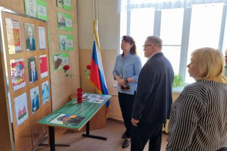 Московская область. Депутат КПРФ Александр Наумов в рамках инициативного бюджетирования помог двум школам в Можайском муниципальном округе