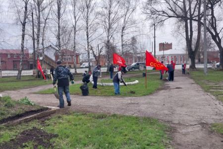 Саратовская область. В Балаково прошёл коммунистический субботник