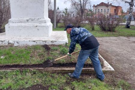 Саратовская область. В Балаково прошёл коммунистический субботник