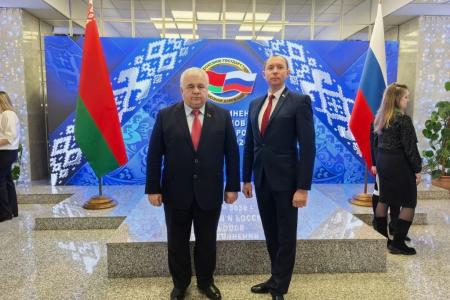 Делегация КПРФ во главе с Казбеком Тайсаевым продолжает работу в Минске