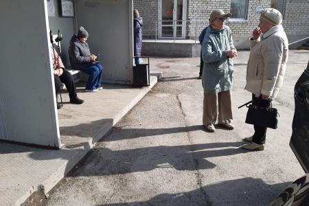 Тюменская область. Депутат КПРФ Тамара Казанцева взяла на контроль многочисленные проблемы жителей улицы Вербная
