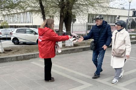 Сталинградские коммунисты поддержали партийный Пленум выходом на улицы города