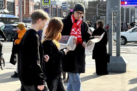 Санкт-Петербург. Агитрейды на улицах: красные в городе!