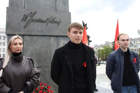 156-я годовщина со дня рождения В.И. Ленина в Луганске