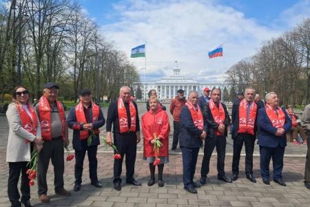 Коммунисты Кабардино-Балкарии торжественно отметили 156-ю годовщину со дня рождения Владимира Ильича Ленина