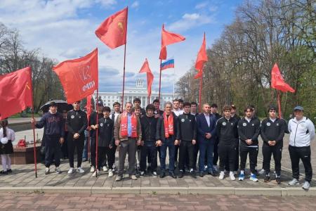 Коммунисты Кабардино-Балкарии торжественно отметили 156-ю годовщину со дня рождения Владимира Ильича Ленина