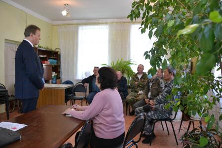 Депутат Николай Арефьев провёл встречи в районах Астраханской области