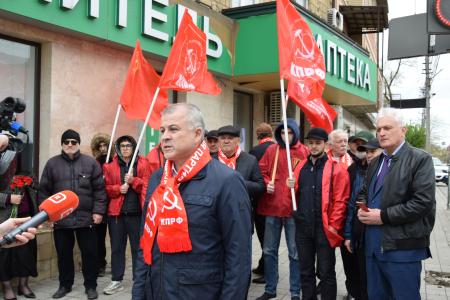 В Дагестане состоялся автопробег в честь 65-летнего юбилея Дня космонавтики