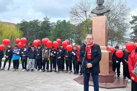 Коммунисты Кабардино-Балкарии отметили 65-летие полета Юрия Гагарина в космос