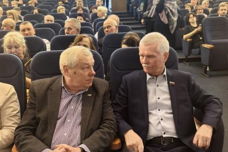Санкт-Петербург. Депутат Госдумы Сергей Пантелеев посетил с рабочим визитом ППО "Силовые машины - ЛМЗ"