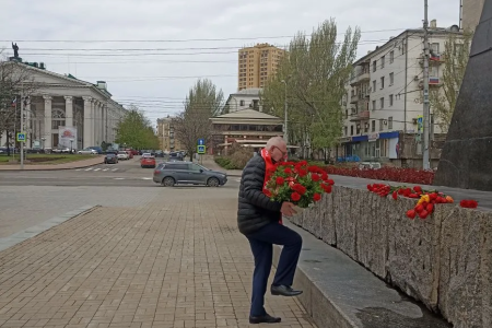 Донецкие коммунисты достойно встретили Ленинский день