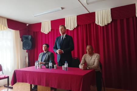 Депутат Николай Арефьев провёл встречи в районах Астраханской области
