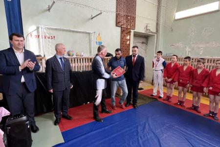 Олег Лебедев организовал турнир по самбо в Вологодской области
