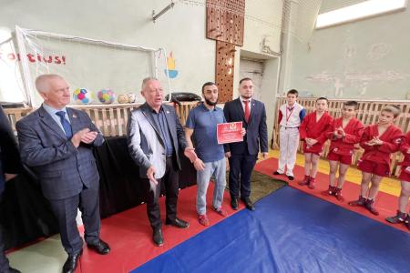 Олег Лебедев организовал турнир по самбо в Вологодской области