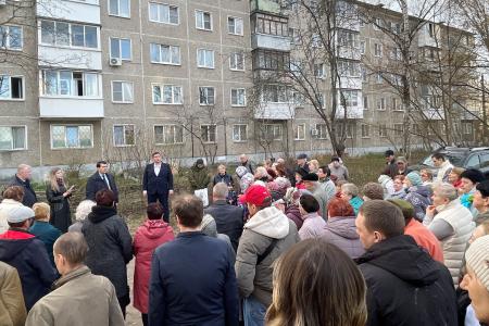 Олег Лебедев продолжает проводить массовые встречи с жителями города Твери