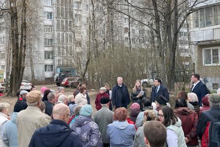Олег Лебедев продолжает проводить массовые встречи с жителями города Твери
