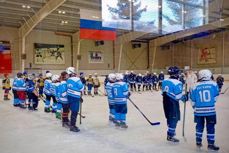 При поддержке КПРФ в городе Сергач Нижегородской области состоялся детско-юношеский турнир по хоккею «ZA ГЕРОЕВ СВО»
