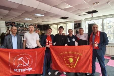 «Zа Победу!»: В Нижнем Новгороде при поддержке КПРФ прошел юношеский турнир по тайскому боксу